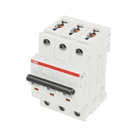 ABB S203 C2 2CDS253001R0024 3P 2A (C) 6kA Автоматический выключатель