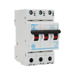 General Electric V/099-046320 621833 3P 20A (5-10In) 10kA Автоматический выключатель